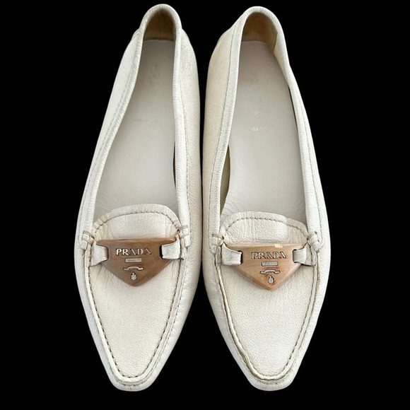 Prada Milan Italy Women’s 39 Cream Leather driving Shoes Loafers Logo Designer - Picture 1 of 11